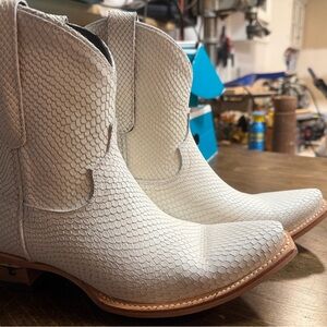 Lane emma jane bootie - snake *new*